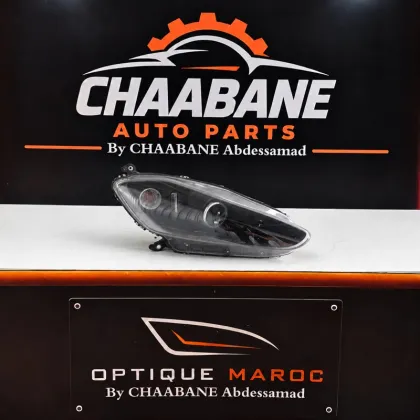 Phare avant gauche Maserati GranTurismo MC Stradale M145 (2011–2015) — Bi-Xénon