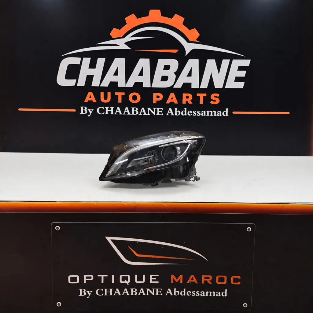 Phare avant droite Mercedes GLA X156 (2014–2017) — Xénon