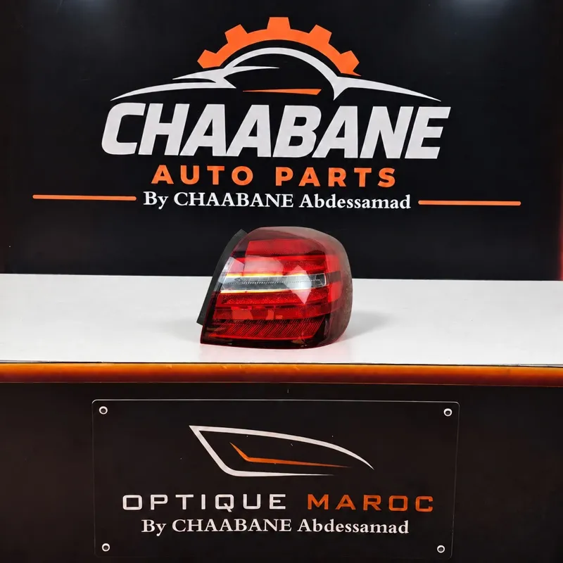 Feu arrière droite Mercedes GLA X156 phase 2 (2017–2020) — LED