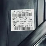 Phare avant droite Mercedes Classe C W205 (2014–2018) — Xénon