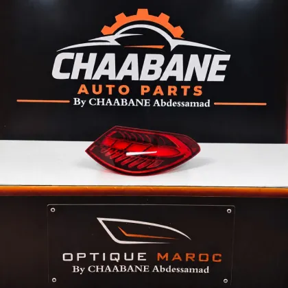 Feu arrière gauche Mercedes Classe C W206 (2021–2026) — LED