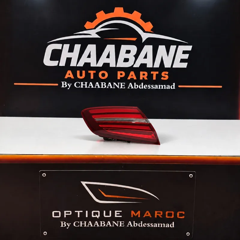 Feu arrière droite Mercedes Classe B W246 phase 2 (2015–2018) — LED